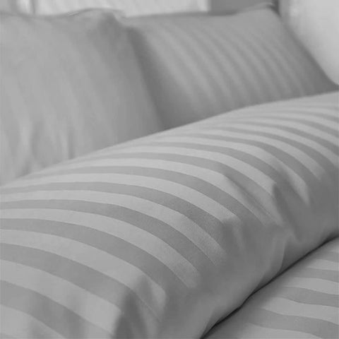 Duvet Satén Stripe 310 Hilos Plata